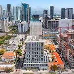 Charming 3-Bed Mins From Brickell With Free Parking